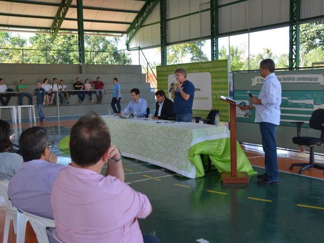 Campus Cachoeiro recebe primeiro debate dos candidatos a reitor