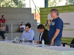 Campus Cachoeiro recebe primeiro debate dos candidatos a reitor