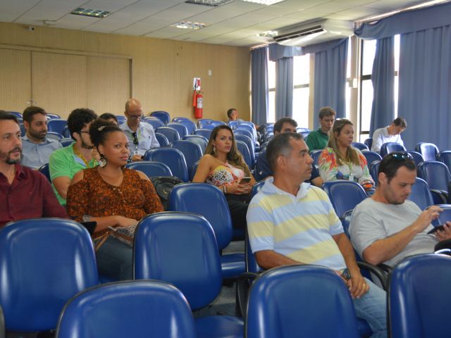 Pesquisadores do Ifes ouvem demandas externas para realização de pesquisas em rede