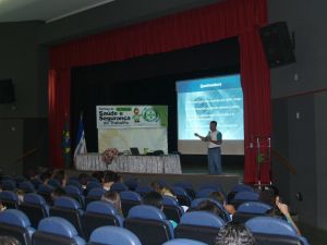 2013 - Semana de Saúde e Segurança do Trabalho do campus Vitória