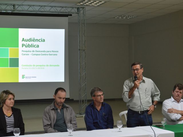 Campus Centro-Serrano apresenta proposta para novos cursos