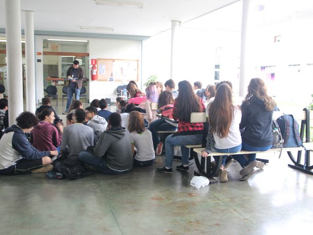 Evento no pátio do Campus Vitória discute a temática da Democracia e Cidadania