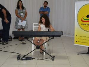 Seminário de Pesquisa, Pós-Graduação e Extensão reúne servidores de 9 campi em Barra de São Francisco