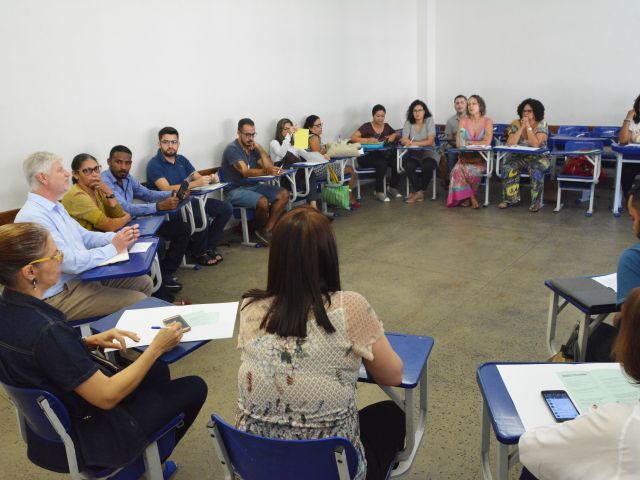 I Ciclo de Debates reúne professores da educação básica do Campus Vitória