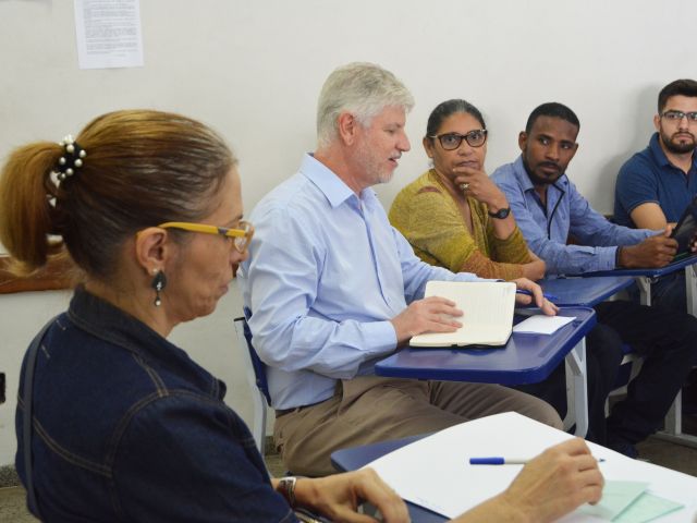 I Ciclo de Debates reúne professores da educação básica do Campus Vitória