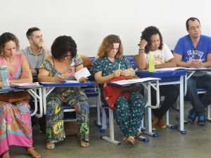 I Ciclo de Debates reúne professores da educação básica do Campus Vitória