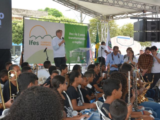 Campus Montanha comemora aniversário de cinco anos com evento na praça da cidade