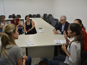 2016 - Representantes da Comunidade Surda discutem demandas com o reitor do Ifes