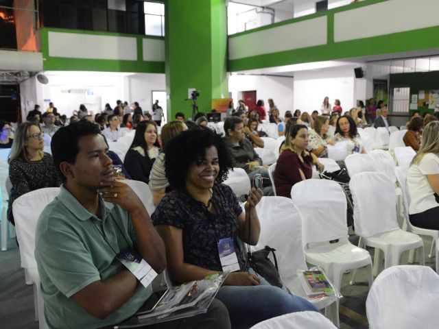 Abertura do Concefor tem Banda da PM e palestra sobre tecnologias na EAD