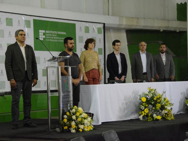 Abertura do Concefor tem Banda da PM e palestra sobre tecnologias na EAD