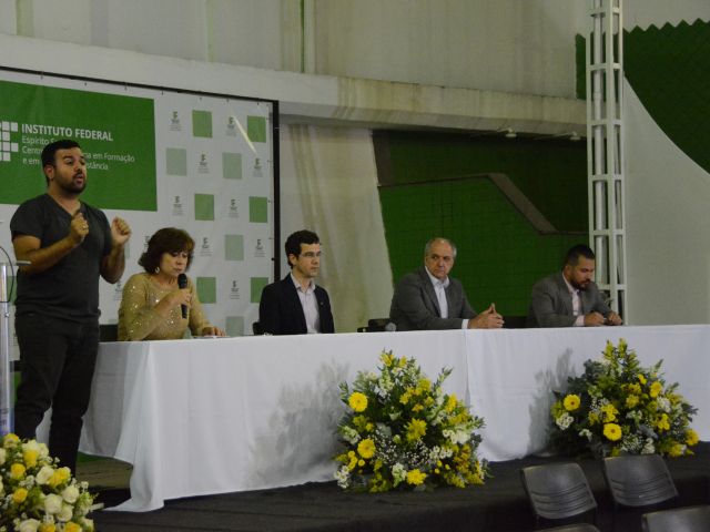 Abertura do Concefor tem Banda da PM e palestra sobre tecnologias na EAD