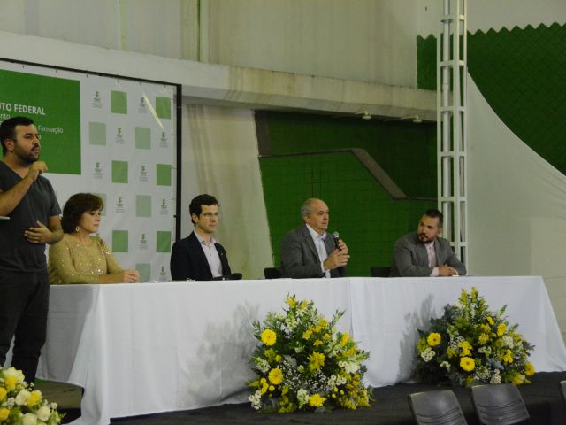 Abertura do Concefor tem Banda da PM e palestra sobre tecnologias na EAD