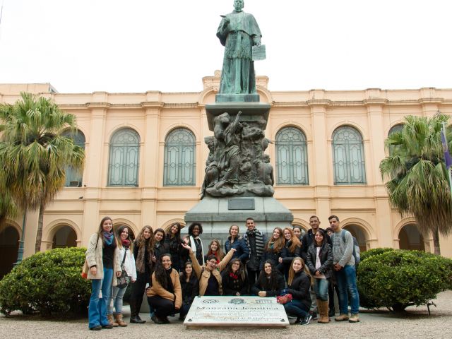 Alunos do Campus Venda Nova relatam experiência de curso na Argentina