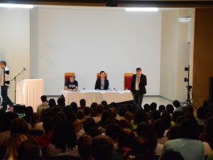 Debate dos candidatos a reitor em Santa Teresa