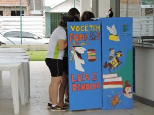 geladeira_de_livros_07