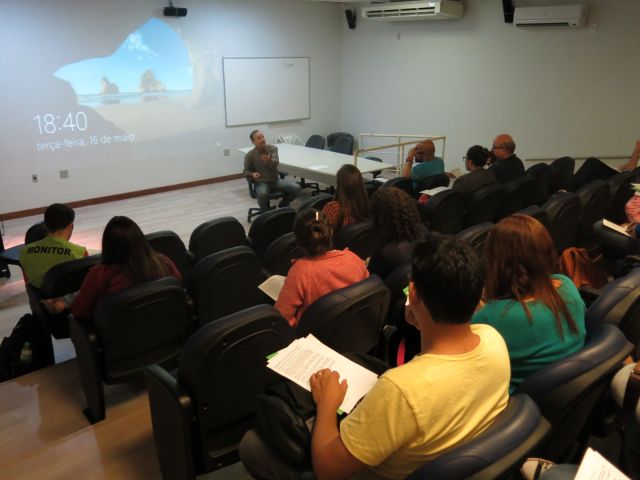 Campus Vitória realiza IV Semana de Letras