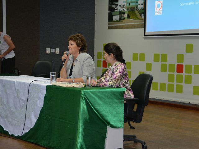 Estudantes e servidores lotam auditório na abertura da XI Jornada de Iniciação Científica