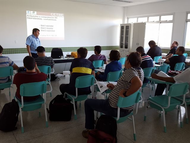 Docentes de cinco campi participam de capacitação inédita sobre técnicas de inspeção