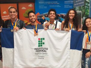 Equipes do Campus Vitória ganham 11 medalhas em competição de Geografia