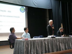 2013 - Apresentação do mestrado na Fucape para técnicos administrativos