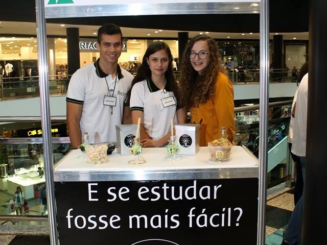 Alunos do Campus Centro-Serrano participam da XIX Feira de Miniempresas 