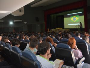 Palestra sobre ações afirmativas abre o IV Seminário de Estudos Africanos e Afro-brasileiros em Educação