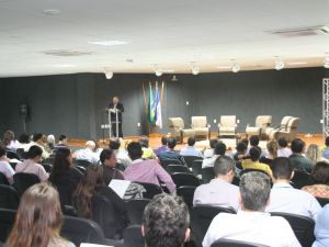 2013 - Palestra sobre cenários abre Oficina SWOT no campus Cariacica