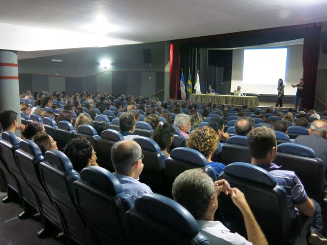 Palestra sobre o Direito à Educação da Pessoa com Deficiência é realizada no Campus Vitória