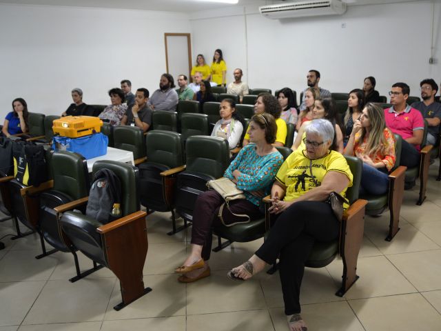 Reitoria realiza palestra sobre prevenção do suicídio