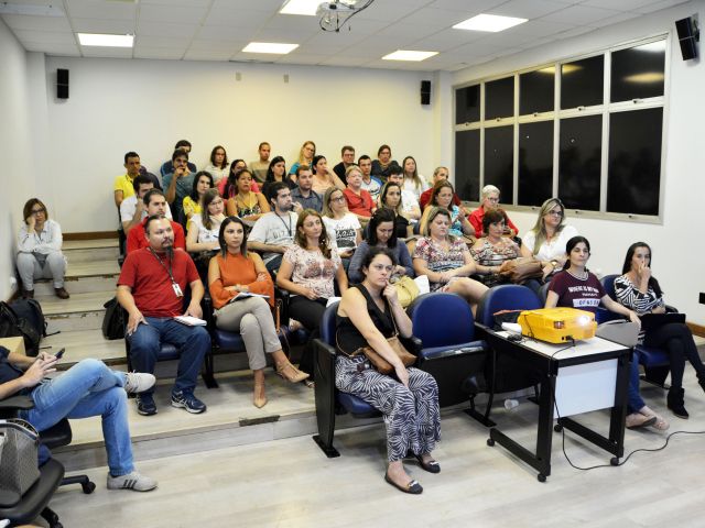 Servidores do Ifes recebem capacitação para novo sistema de Pesquisa Institucional