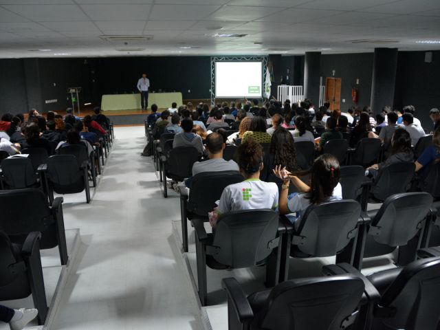 Campus Cariacica apresenta projeto de plataforma virtual 3D na área de ferrovias