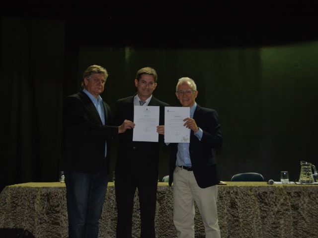 Cerimônia de posse dos novos diretores-gerais lota Teatro do Campus Vitória