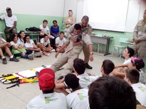 2013 - Treinamento de primeiros socorros no campus Itapina