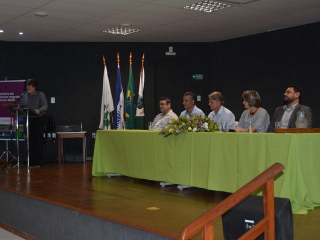 Servidores do Ifes discutem sobre Ensino Médio Integrado em evento no Campus Cariacica