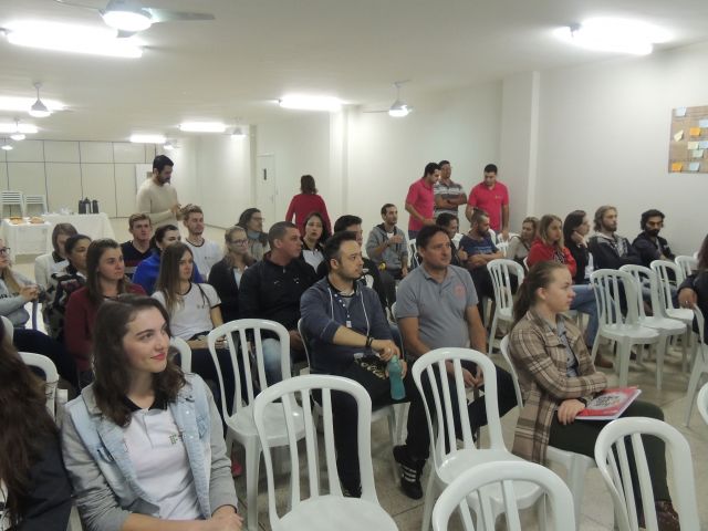 Campus Centro-Serrano realiza palestra sobre o Sinapse da Inovação