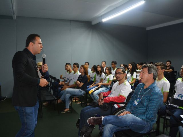 Alunos e professores apresentam produtos e protótipos no TecnoAgro