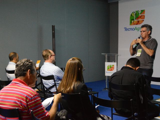 Alunos e professores apresentam produtos e protótipos no TecnoAgro