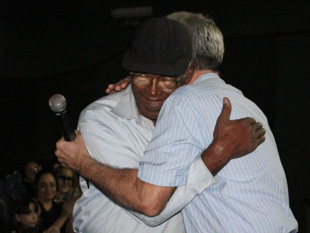 Estreia oficial do Cineclube Tio Anísio tem homenagem, pipoca e reflexão