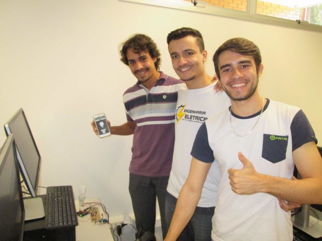 Alunos de Engenharia Elétrica apresentam trabalhos finais de linguagem de programação