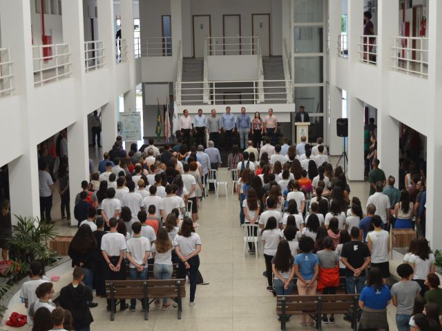 Campus Vila Velha assina ordens de serviço para obras de novo bloco e quadra poliesportiva