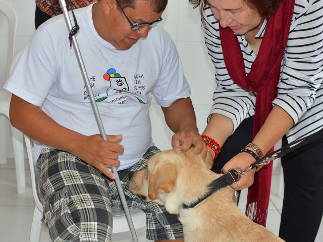 Alunos do Campus de Alegre visitam Instituto Luiz Braille do Espírito Santo