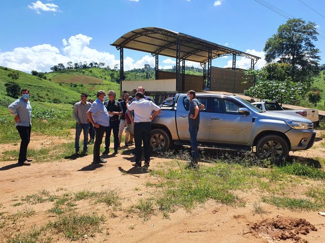 Reitor do Ifes visita Laranja da Terra