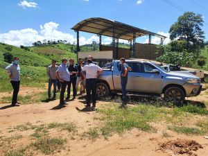 Reitor do Ifes visita Laranja da Terra