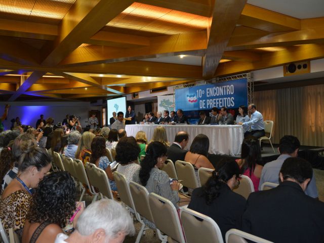 Ministro da Educação visita o Campus Guarapari e participa de evento em Vitória