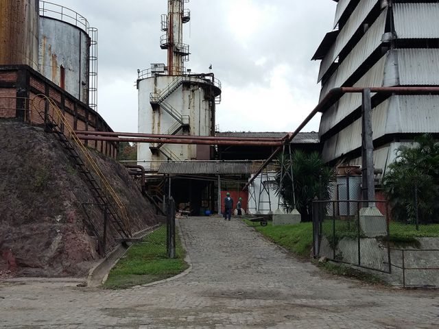 Alunos do curso de Engenharia Mecânica realizaram visita técnica em usina de açúcar e bioetanol