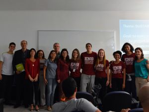 Youth Camp inicia atividades discutindo sustentabilidade no Campus Vitória